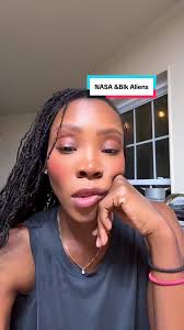 Signs of Aliens in Jesus Pictures