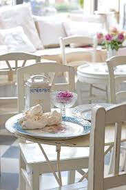 Shabby Chic In Munchen Designguide Munchen Der Munchner Shopping Guide Fur Interior D Romantisches Shabby Chic Shabby Chic Malerei Shabby Chic Schreibtisch