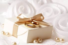 This money gift idea from sugar and charm is a great option for anybody who loves glitter, and balloons! 11 Unique Creative Wedding Gift Ideas On A Cheap Budget