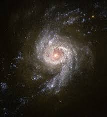 Es del tipo espiral barrada, hace poco se descubrió que nuestra galaxia. Atlas Of Peculiar Galaxies Wikipedia