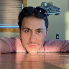 Ismael Galvan's Instagram, Twitter & Facebook