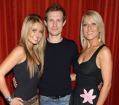 See hot celebrity videos, e! Footballers Wives Revival Could Happen Says Coronation Street S Ben Price