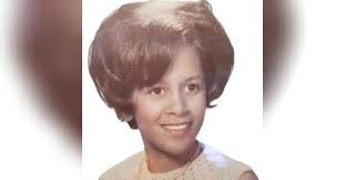 Gwendolyn Lloyd Obituary