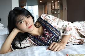 Maid Wanda Fucks White Guy - ASD HQ porn videos here