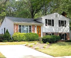 1970 S Split Level House Interior Google Search House Styles Split Level Exterior Exterior Makeover