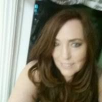 Traci Schultz's Instagram, Twitter & Facebook