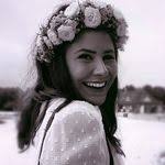 Anna Vereen's Instagram, Twitter & Facebook