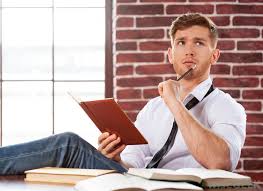 Know the sport an aspiring sports writer must have broad knowledge of various sports. What Is A Sports Beat Writer With Pictures