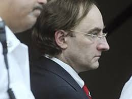 Ex-wife: Clark turned from 'charming' to control freak