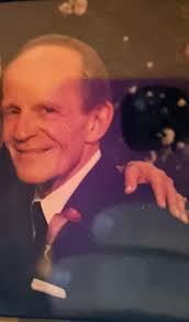 Paul Juhl's Instagram, Twitter & Facebook