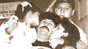 We would like to show you a description here but the site won't allow us. Los Ultimos Dias De Pablo Escobar En La Misteriosa Casa Azul Lagrimas Y Suenos Sin Lujuria Ni Sicarios Guia De Noticias