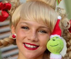 Happy campers and counselors at MDA