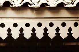 Batik betawi dikenal memiliki ciri khas tersendiri. Jangan Ngaku Orang Betawi Kalau Belum Mengenal 8 Ikon Kebudayaan Betawi Apa Aja Ya Laman 3 Dari 5 Eranasional