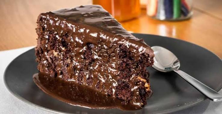 Torta Esponjosa de Chocolate (Porción)