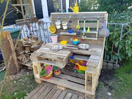 Matsch Kuche Gartenprojekte Mit Holzpaletten Matschekuche Schlammkuche