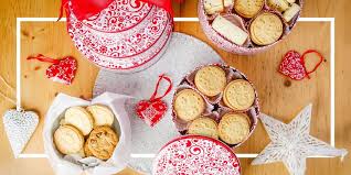 Best a christmas story cookies from a christmas story cookie platter cake by loren ebert. 11 Best Cookie Tins For Holiday 2020 Christmas Cookie Tins