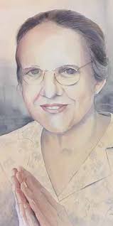 fuera y dentro de la iglesia