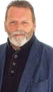 Rob Hickman's Instagram, Twitter & Facebook