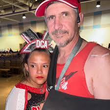 Looking for a coed or women's slowpitch softball team