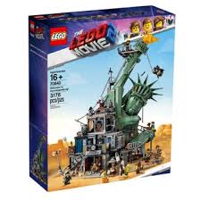 Lego zombie apocalypse moc | lego zombie attack minecraft inspired freeform moc. Willkommen In Apokalypstadt 70840 The Lego Movie 2 Offiziellen Lego Shop De