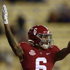 Smith scored three touchdowns in the win that helped alabama advance to the college football playoff. H8 Zrnz Wyjinm