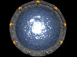 The whole premise of the stargate franchise began with the feature film stargate , released theatrically on october 28 , 1994 by mgm. Fotos Stargate Film