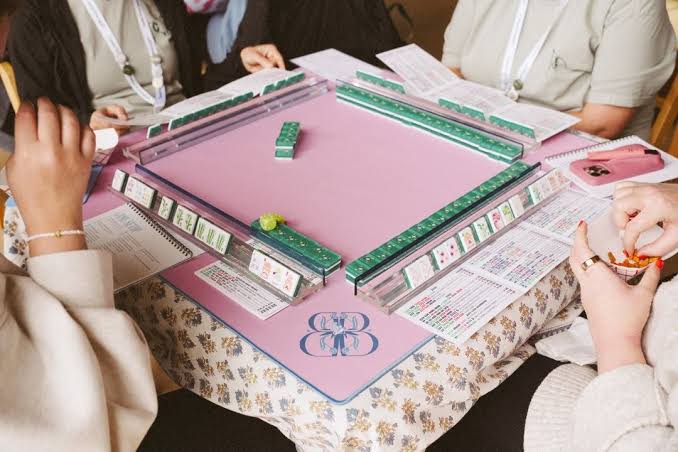 How to Start Playing Mahjong With Your Mom Friends