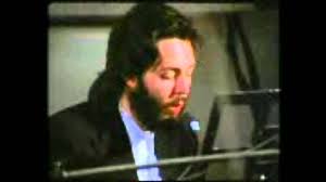 The Long And Winding Road That Leads To Your Door Lyrics Your Jukebox Remembers May 23rd 1970 The Beatles 12th And Final Studio Album Let It Be Started A Three Week Run At The Beatles Beatles Videos British Music