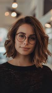 47 Hot Hairstyles For Women Wearing Glasses In 2024