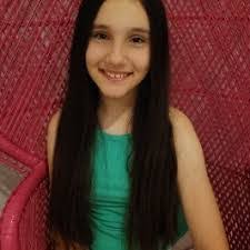 Pearl Stephenson's Instagram, Twitter & Facebook