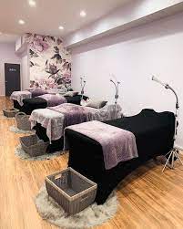 The Most Comfortable Massage Table For Eyelash Extensions Spa Room Decor Esthetics Room Esthetician Room Decor