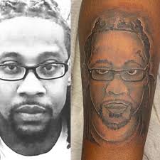 Amy Kaaekuahiwi's Instagram, Twitter & Facebook