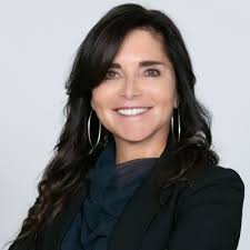 Loving this e-poster made by Celia Falkenberg quoting one of my main  mantras about the importance of "moving in inches instead of miles"and  citing two of my favorite quotes