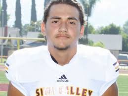 Prep football roundup: Simi, Oaks Christian, Buena, Santa Paula win