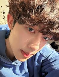 can we be friends? ✌🏻