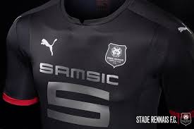 De quoi facilement trouver votre article maillot de foot rennes pas cher sans passer par la case code. Sortie Du Maillot Du Stade Rennais Third 2017 2018 Footy Headlines Fr