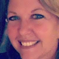 Diana Milligan's Instagram, Twitter & Facebook