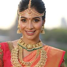 Page 3 luxury salon, Jubilee Hills, Hyderabad