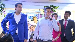 Salman Khan At The Launch Of Png Jewellers In Dubai Salman Khan Youtube Latest salmankhan looks and outfits online | seenit. png jewellers in dubai salman khan