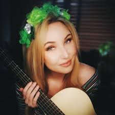 Jilly Cox (@Foxy_J_Coxy)