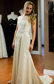 Getting Wedding Dress Cleaned In Eco Friendly Way Green Ecofriendly Weddingdresshttp Www Posingi Wedding Gown Preservation Dress Cleaning Wedding Dresses