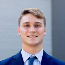 I'm thrilled to announce that I will be apart of the Launch internship  program at EY as a Risk Consultant in Boston. Thank you to Darrell Smalley,  Jenn Petinge, and Peterlee Dorielan