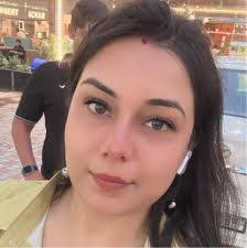 Aditi Varshney's Instagram, Twitter & Facebook