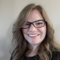 Lindsay Mcgee's Instagram, Twitter & Facebook