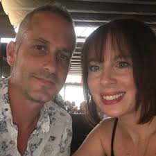 Emma Rees (@emmrees80)