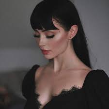 إن الإنسان يتعافى برسائل من يحبّه 💜🫂