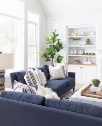A Pennsylvania Colonial Gets A Breezy Revamp Blue Living Room Decor Blue Sofas Living Room Navy Sofa Living Room