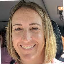 Stacey Henrich's Instagram, Twitter & Facebook