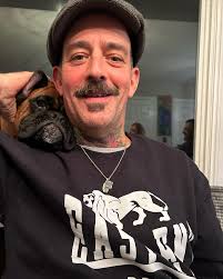 New Hampshire went well. Thanks to everyone involved. @sweet_babylon_music  @bryanmcp @casey.afterimage @greg_camp_music @peteparada @joeybriggsmusic  @sotahband @robertfkennedyjr @senatorjackman