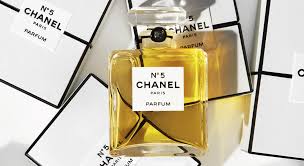 In this video i am going through my list of top 10 fragrance clones from uk perfume store/shop perfume parlour! Chanel N Âº5 O Perfume Mais Iconico Do Mundo Faz 100 Anos Beleza Publico
